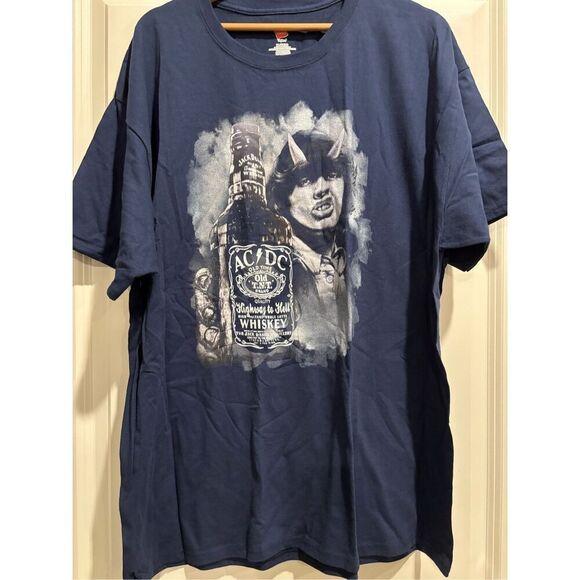 ACDC T-shirt size XL - Picture 1 of 2